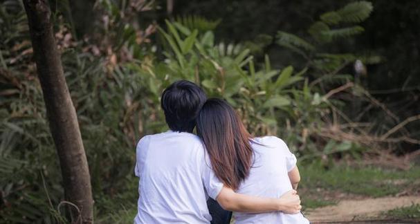 走出父母反对的阴影（心理疏导，沟通协商和自我成长）
