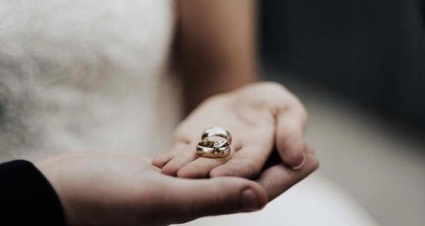 离婚后如何挽回婚姻（通过沟通和行动重建婚姻关系）