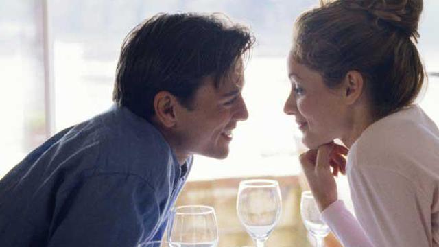婚外情中是否可能存在真爱？（真爱是否与婚姻束缚无关？婚外情中真爱的可能性有多大？）