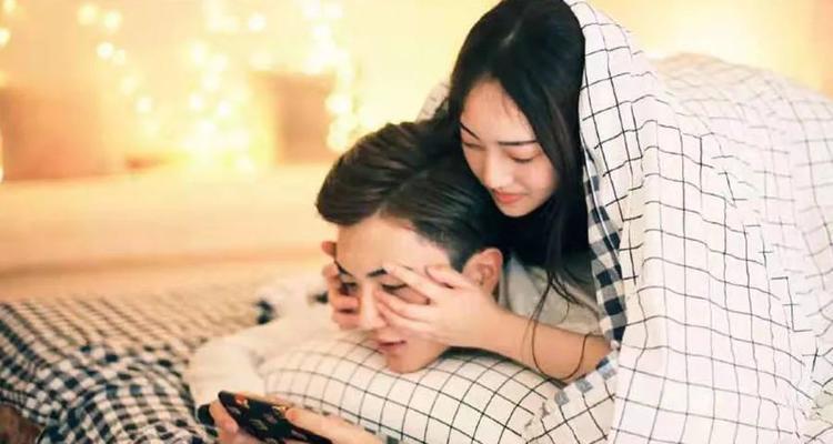 分手半年后前任想要复合，真心还是假意？（如何判断前任的真心复合意愿）