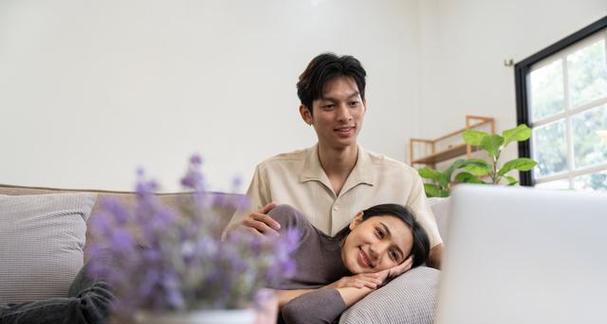 如何挽回离婚后的男人心（掌握这三个技巧，重新点燃爱的火焰）