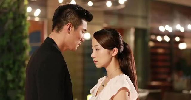 如何正确表达婚姻需求——恋爱中大龄女生的指南（15个方法教你表达婚姻期待，避免误会和被动）