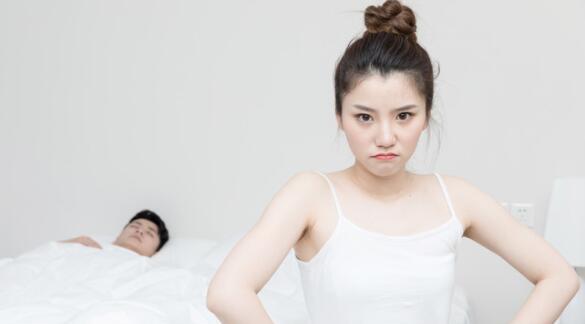 如何挽回冷淡女友？（用这些方法让她重新爱上你）