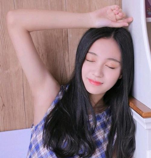 怎样应对女生不回复的情况？（让你的情话不再流于表面，从心开始打动她）