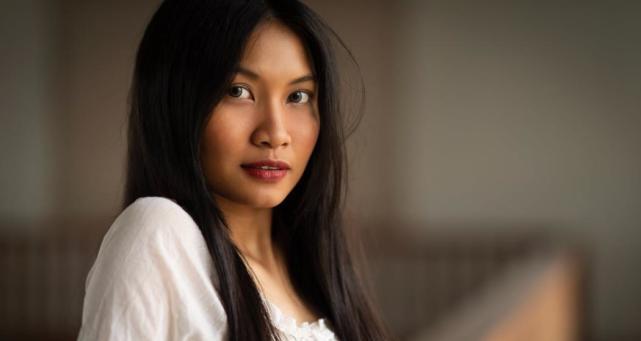 单身女人的爱情困境（想爱却不会爱，探究单身女人的心理和表现）