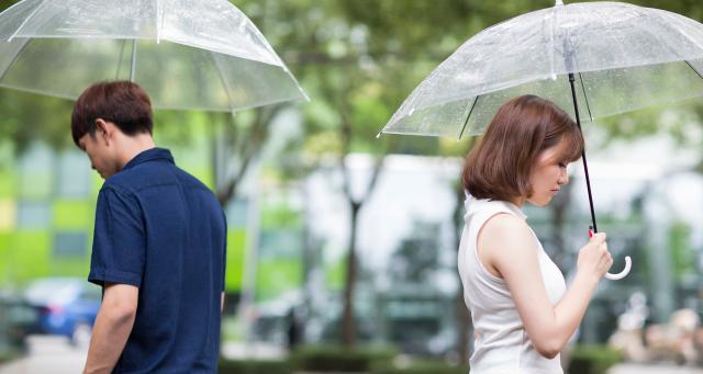 以动手打了女朋友还能挽回吗？（探讨家庭暴力和解决方法）