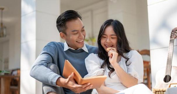如何挽回男友对你的感情？（应对男友嫌你烦而要分手，从改变自己开始）
