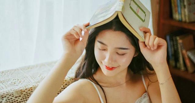 分手后如何降低需求感，挽回男友（控制情绪、独立思考、扬长避短、调整心态、行动计划等五大技巧）