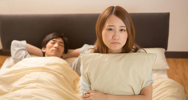 如何处理发现妻子出轨的烦恼？（疑云重重，该怎么办？处理婚姻危机的正确方法）