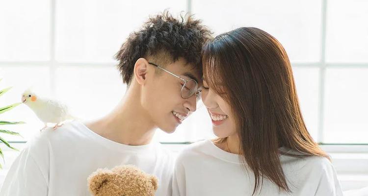 如何用4个简单步骤挽回前任？（恢复爱情需要注意的关键步骤）