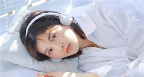 女生约会小白怎么办（面对约会场面尴尬，如何聊得来？）