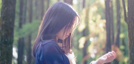 女生分手挽回必备套路（揭秘如何以优雅的方式挽回前男友）