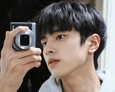 三个秘诀轻松吸引你喜欢的男生（了解这三个秘诀，让你成为迷倒男生的女神）