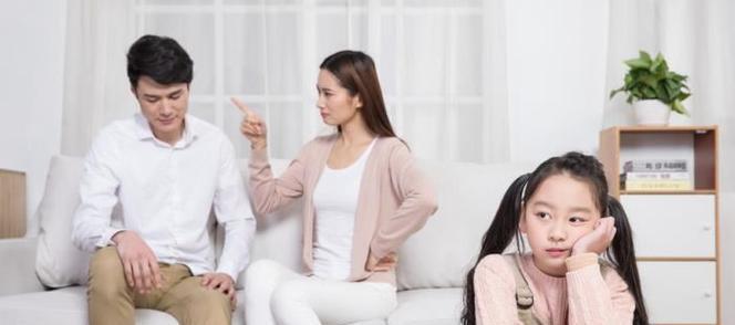 老公出轨不肯离婚？如何处理！（婚姻出现危机怎样解决？如何挽回婚姻？）