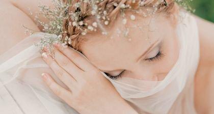 挽回女友心灵的秘诀（如何应对女友爱跟别人暧昧？）