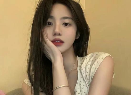 如何成为一位好老婆（15个实用技巧，让你成为老公心目中的完美老婆）