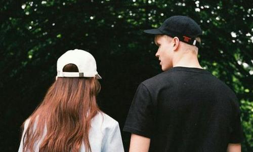 情侣三观不合怎么解决？（分手了还能挽回吗？如何正确面对？）